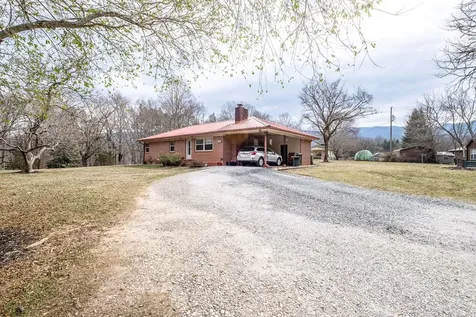 29/33/49 Breedlove Drive Andrews NC 28901