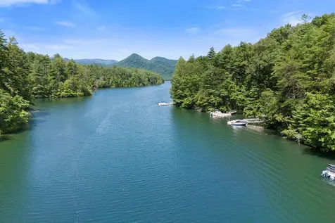 214 Cross Creek Trail Robbinsville NC 28771
