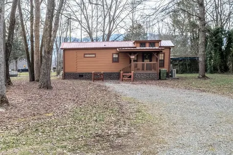 29/33/49 Breedlove Drive Andrews NC 28901