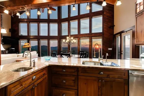1530 Mason Way Brasstown NC 28902