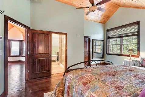 1530 Mason Way Brasstown NC 28902