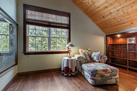 1530 Mason Way Brasstown NC 28902