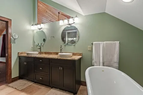 1530 Mason Way Brasstown NC 28902