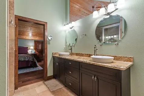 1530 Mason Way Brasstown NC 28902