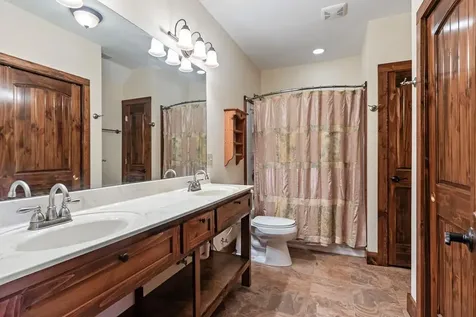1530 Mason Way Brasstown NC 28902