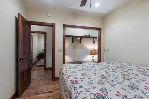 1530 Mason Way Brasstown NC 28902