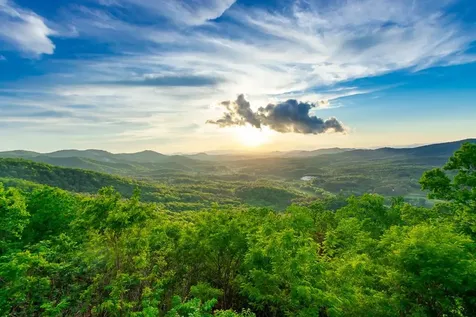 1530 Mason Way Brasstown NC 28902