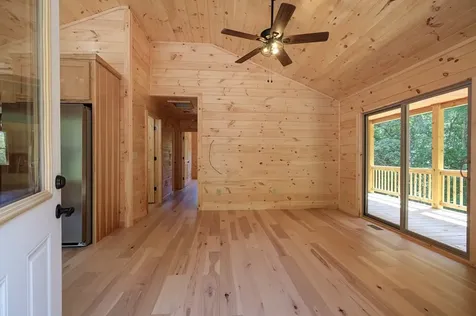 54 Hawthorne Lane Murphy NC 28906