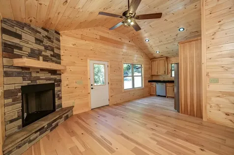 54 Hawthorne Lane Murphy NC 28906