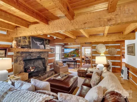 7810 Little Snowbird Road Robbinsville NC 28771