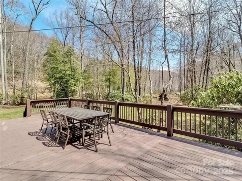 7810 Little Snowbird Road Robbinsville NC 28771