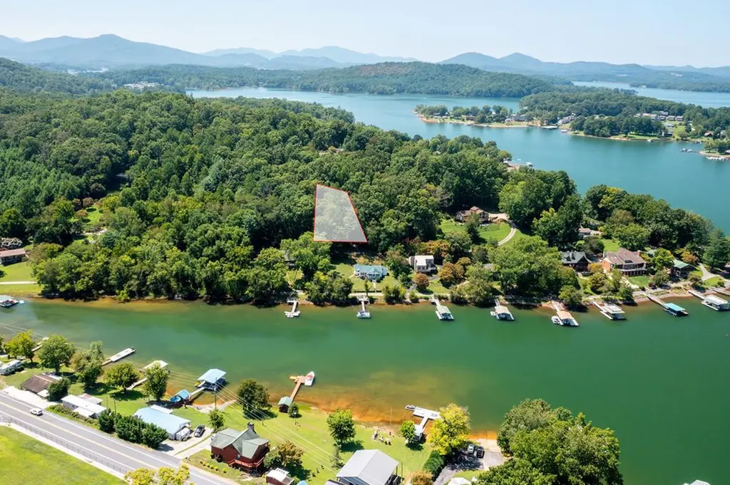 Lot 6 Kilpatrick Point Lane Hayesville NC 28904