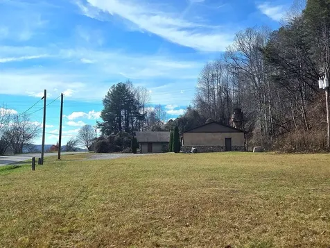 6785 Airport Road Andrews NC 28901