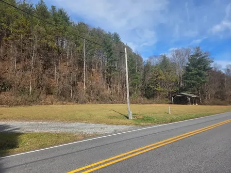 6785 Airport Road Andrews NC 28901