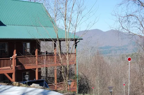 1013 Buck Ridge Drive Murphy NC 28906