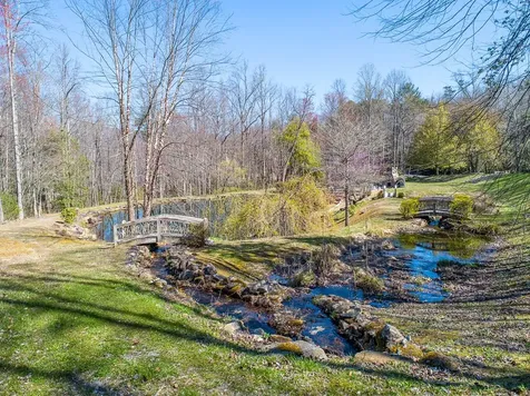 24 Cahill Drive Andrews NC 28901