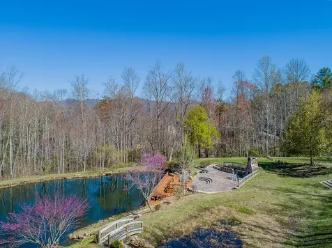 24 Cahill Drive Andrews NC 28901