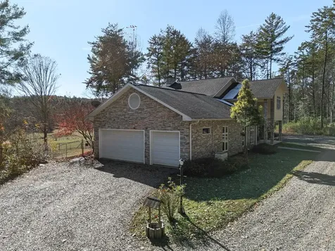 5981 Candy Mountain Road Murphy NC 28906