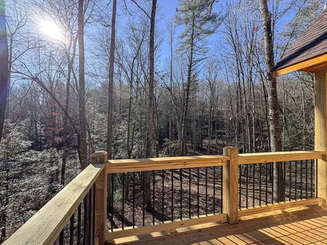 205 Chestnut Oaks Drive Murphy NC 28906
