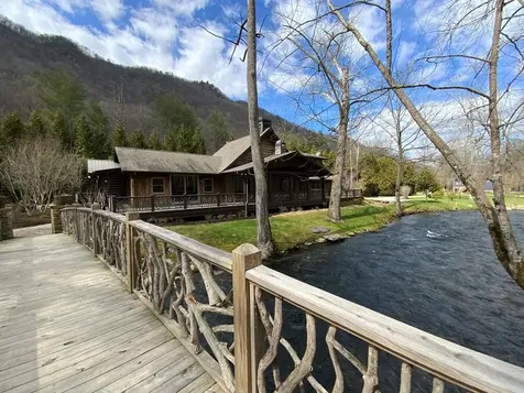 170 Polaris Way Bryson City NC 28713