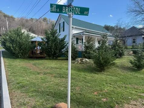 215 Bristol Avenue Andrews NC 28901