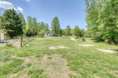 1059 Pleasant Hill Road Murphy NC 28906