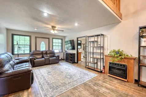 1059 Pleasant Hill Road Murphy NC 28906
