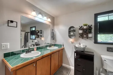 1059 Pleasant Hill Road Murphy NC 28906
