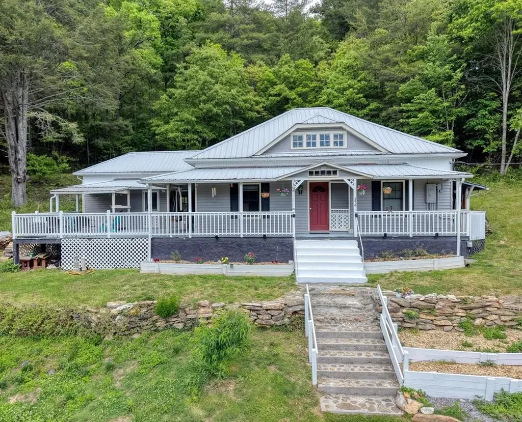 3610 Highway 294 Murphy NC 28906
