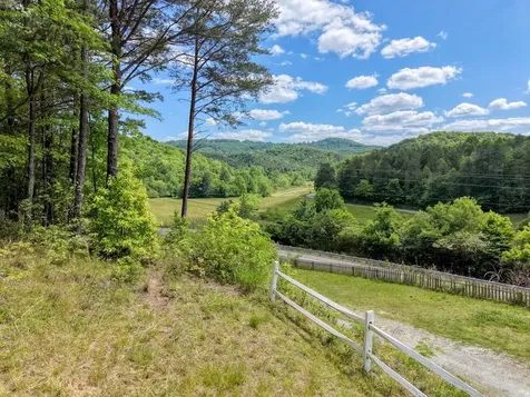 3610 Highway 294 Murphy NC 28906