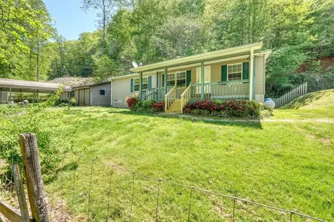 832 Canyon Road Marble NC 28905