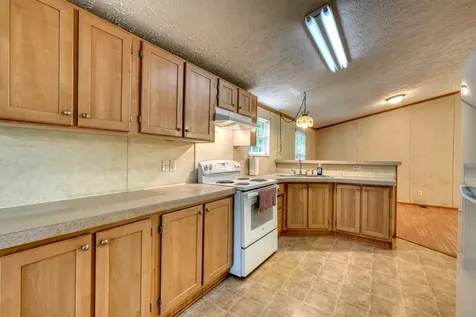 832 Canyon Road Marble NC 28905