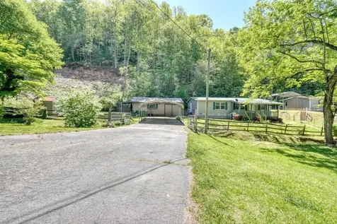 832 Canyon Road Marble NC 28905