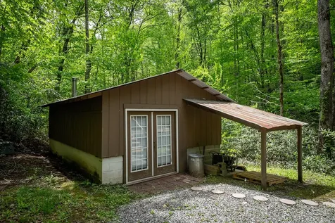 4700 W Buffalo Road Robbinsville NC 28771