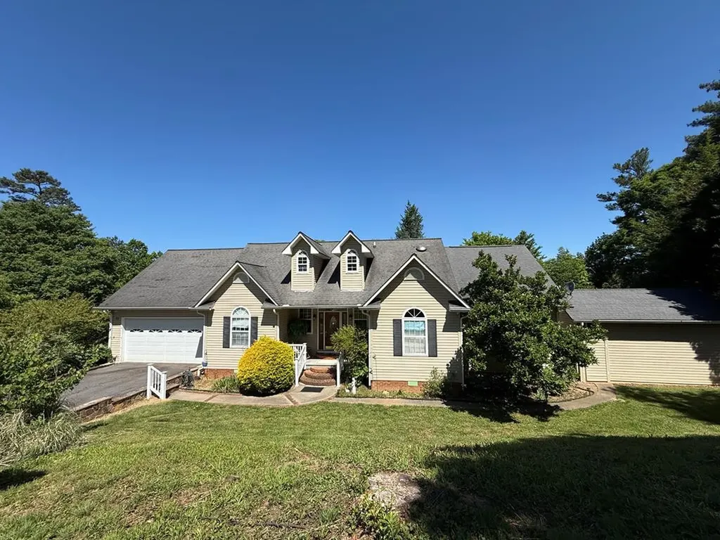 77 Settawig Trace Brasstown NC 28902