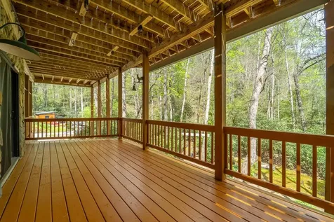 91 Double Springs Drive Almond NC 28702