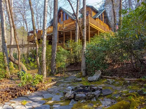 91 Double Springs Drive Almond NC 28702