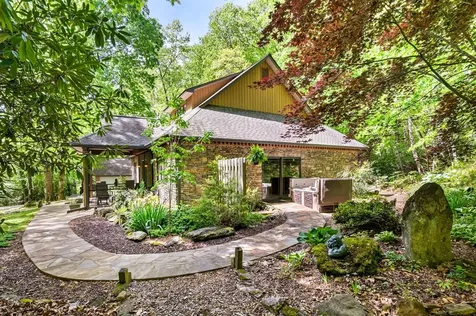 255 Stoney Brook Trail Hayesville NC 28904