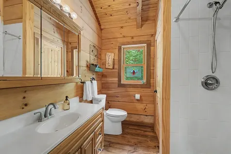 468 Old Yellow Branch Road Robbinsville NC 28771