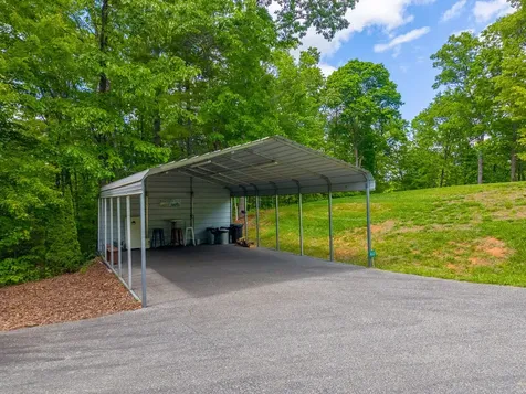 468 Old Yellow Branch Road Robbinsville NC 28771
