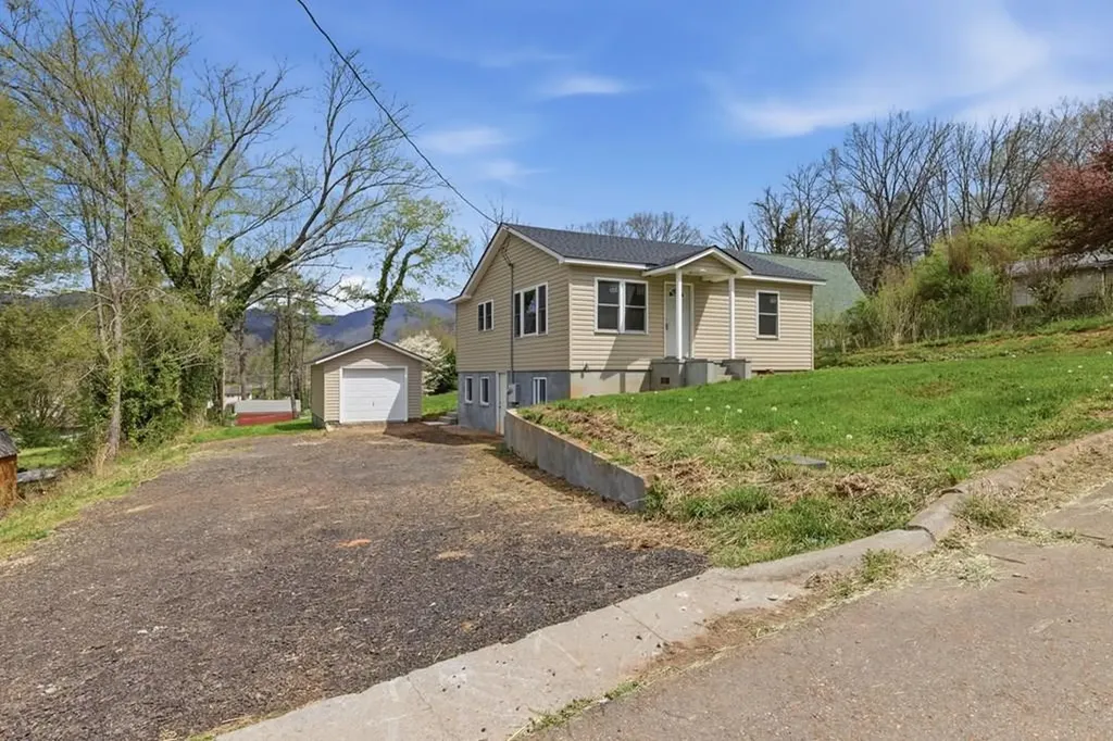 39 Justus Andrews NC 28901