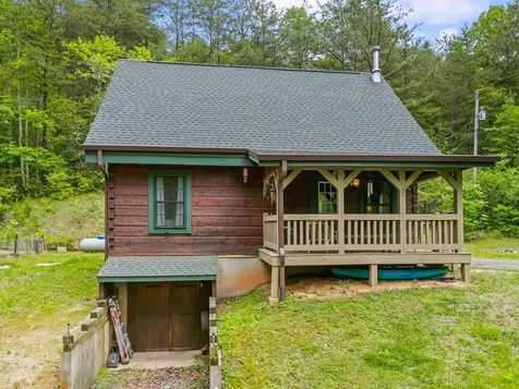 1374 Long Branch Road Marble NC 28905