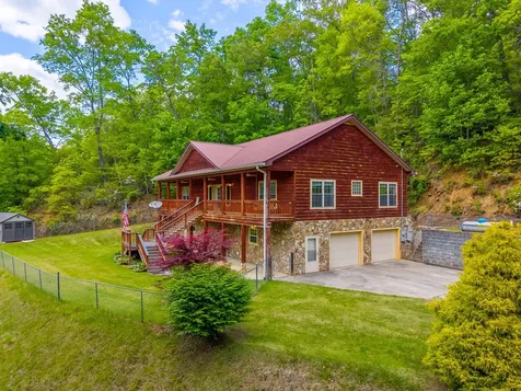 155 Mountain Laurel Road Robbinsville NC 28771