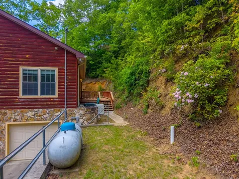 155 Mountain Laurel Road Robbinsville NC 28771