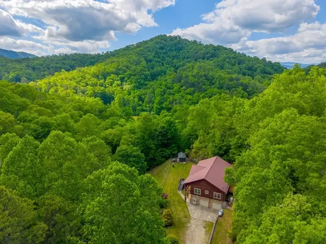 155 Mountain Laurel Road Robbinsville NC 28771