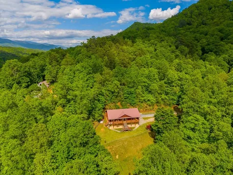 155 Mountain Laurel Road Robbinsville NC 28771