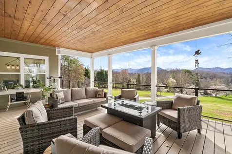 193 Mountain Harbour Drive Hayesville NC 28904