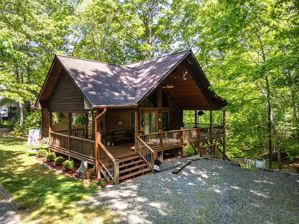 198 Dew Drop Lane Murphy NC 28906