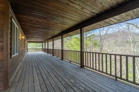 750 Double Springs Drive Almond NC 28702