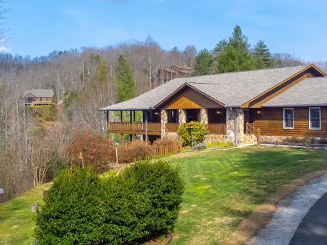 750 Double Springs Drive Almond NC 28702